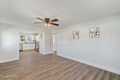 Tiny photo for 1005 Wilder Place, Knoxville, TN 37915 (MLS # 1318934)