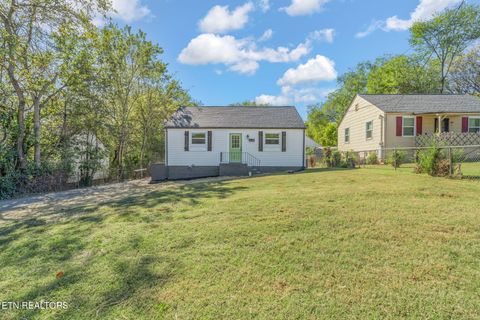 Tiny photo for 1005 Wilder Place, Knoxville, TN 37915 (MLS # 1318934)