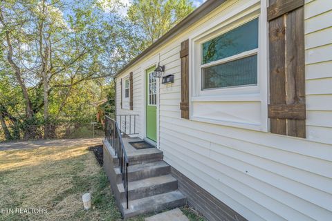 Tiny photo for 1005 Wilder Place, Knoxville, TN 37915 (MLS # 1318934)