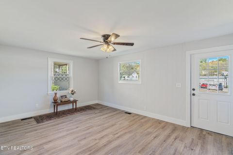 Tiny photo for 1005 Wilder Place, Knoxville, TN 37915 (MLS # 1318934)