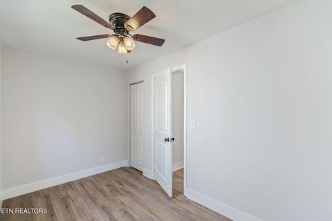 Tiny photo for 1005 Wilder Place, Knoxville, TN 37915 (MLS # 1318934)