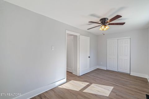 Tiny photo for 1005 Wilder Place, Knoxville, TN 37915 (MLS # 1318934)