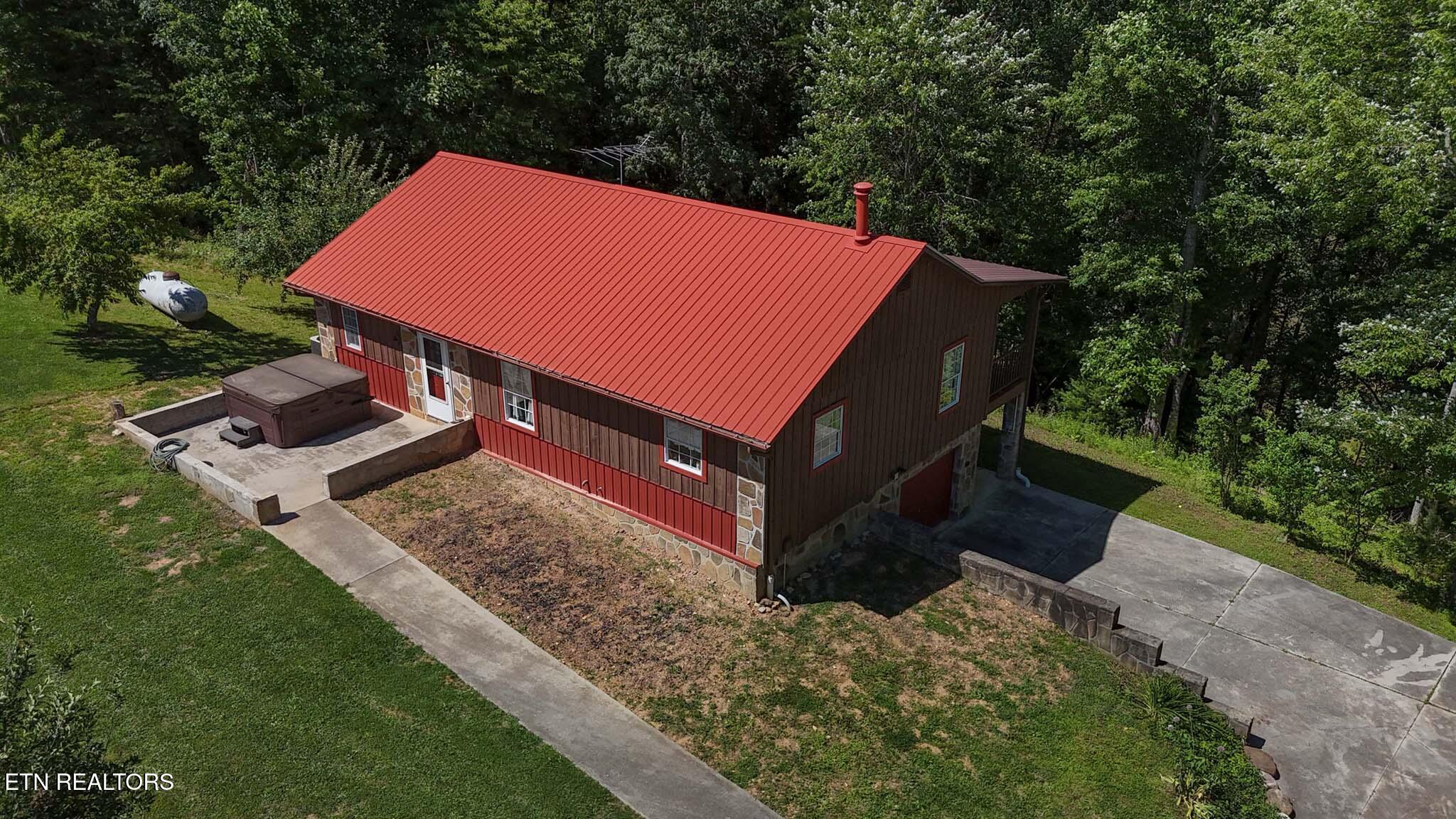 805 Punkton Rd