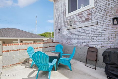 Tiny photo for 325 7Th St, Rocky Top, TN 37769 (MLS # 1337592)