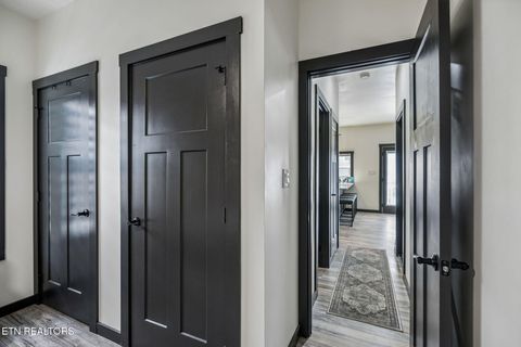 Tiny photo for 325 7Th St, Rocky Top, TN 37769 (MLS # 1337592)