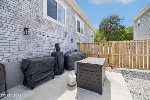 Tiny photo for 325 7Th St, Rocky Top, TN 37769 (MLS # 1337592)