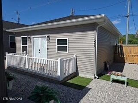 Photo of 325 7Th St, Rocky Top, TN 37769 (MLS # 1337592)