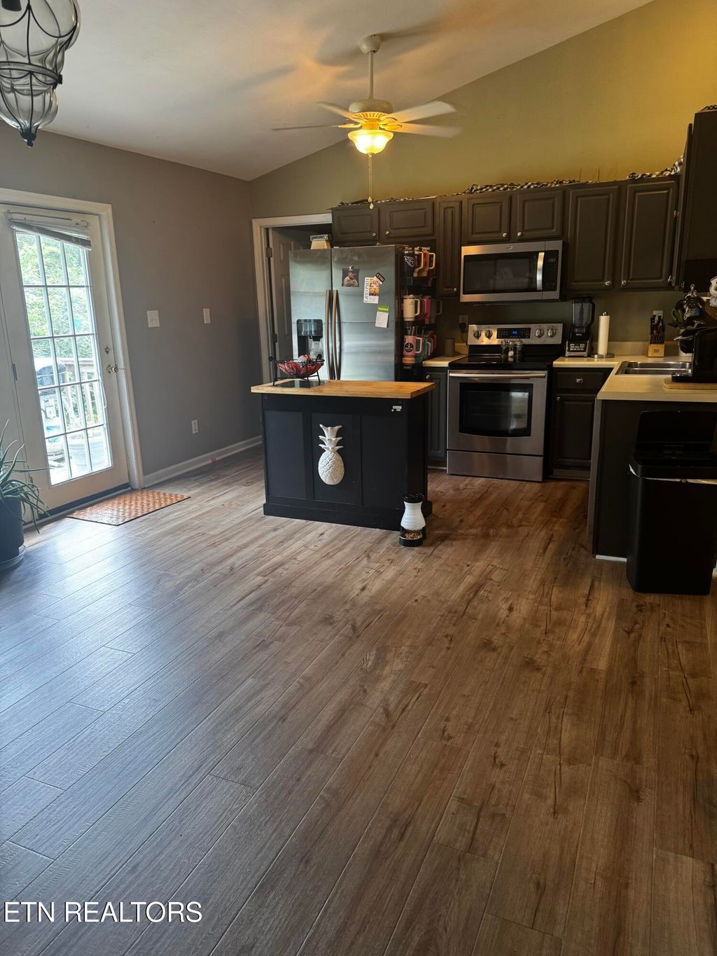 Photo of 122 Brownlow Drive, Rockwood, TN 37854 (MLS # 1310623)