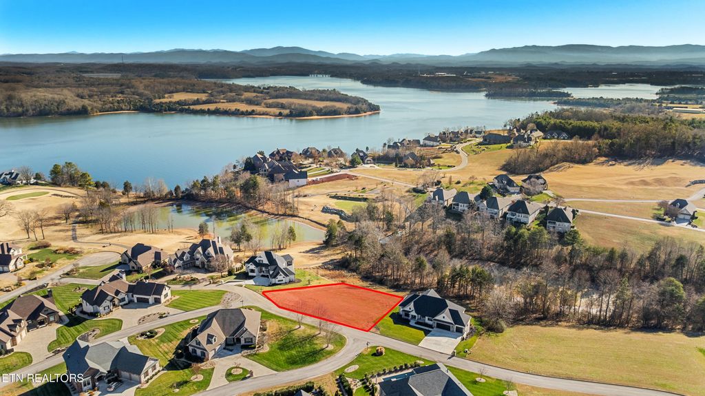 Photo of 116 Parkside Drive, Vonore, TN 37885 (MLS # 1324528)