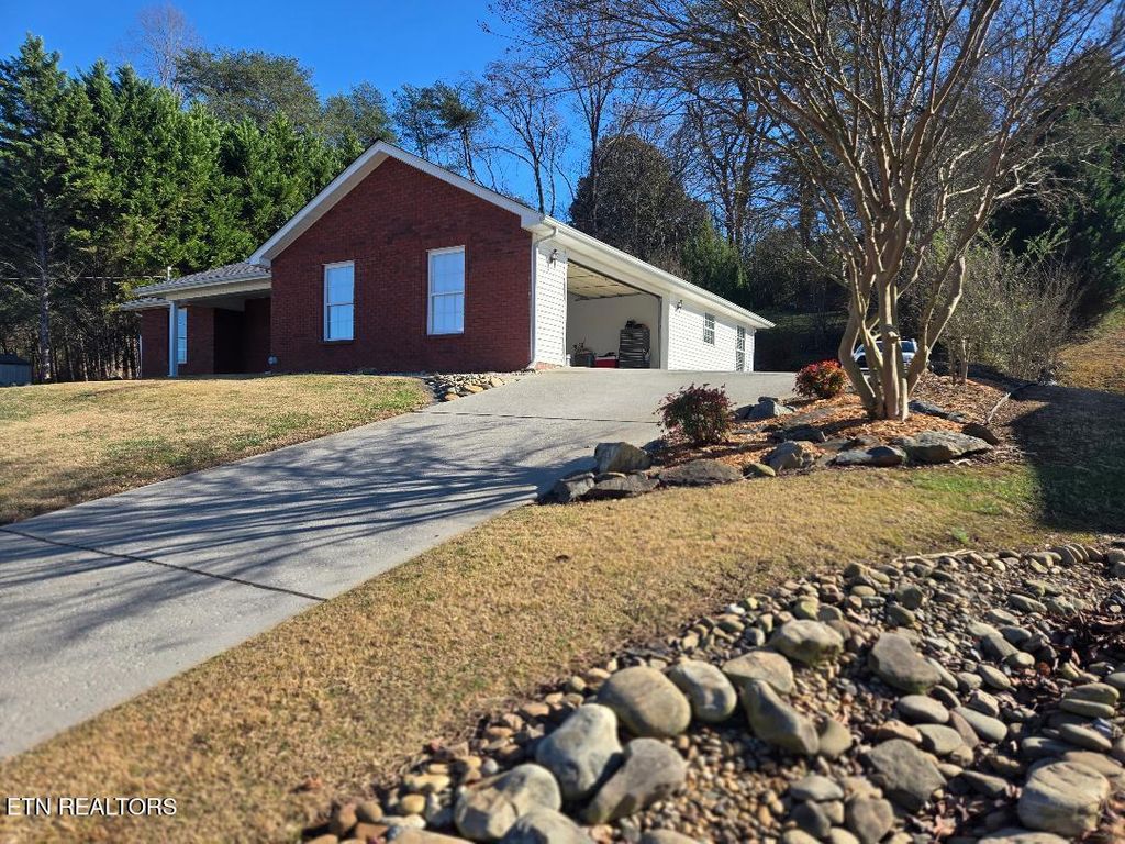 Photo of 316 Bowers Park Circle, Knoxville, TN 37920 (MLS # 1322985)