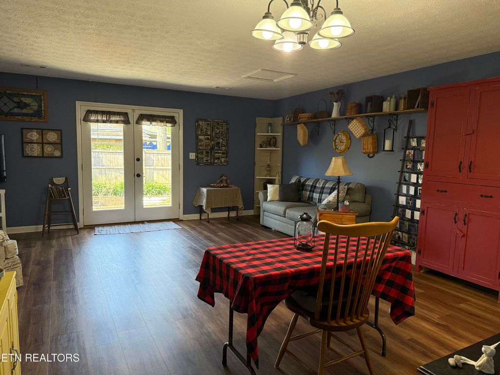 Photo of 4425 Washington Court, Knoxville, TN 37917 (MLS # 1333399)