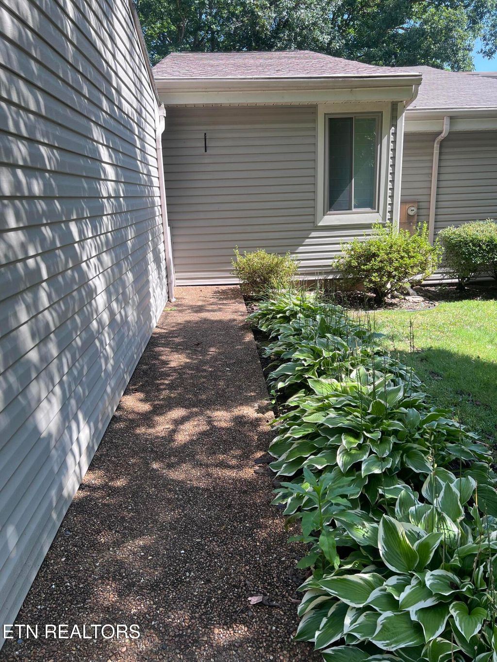 Photo of 19 Woodland Terrace, Crossville, TN 38558 (MLS # 1348847)
