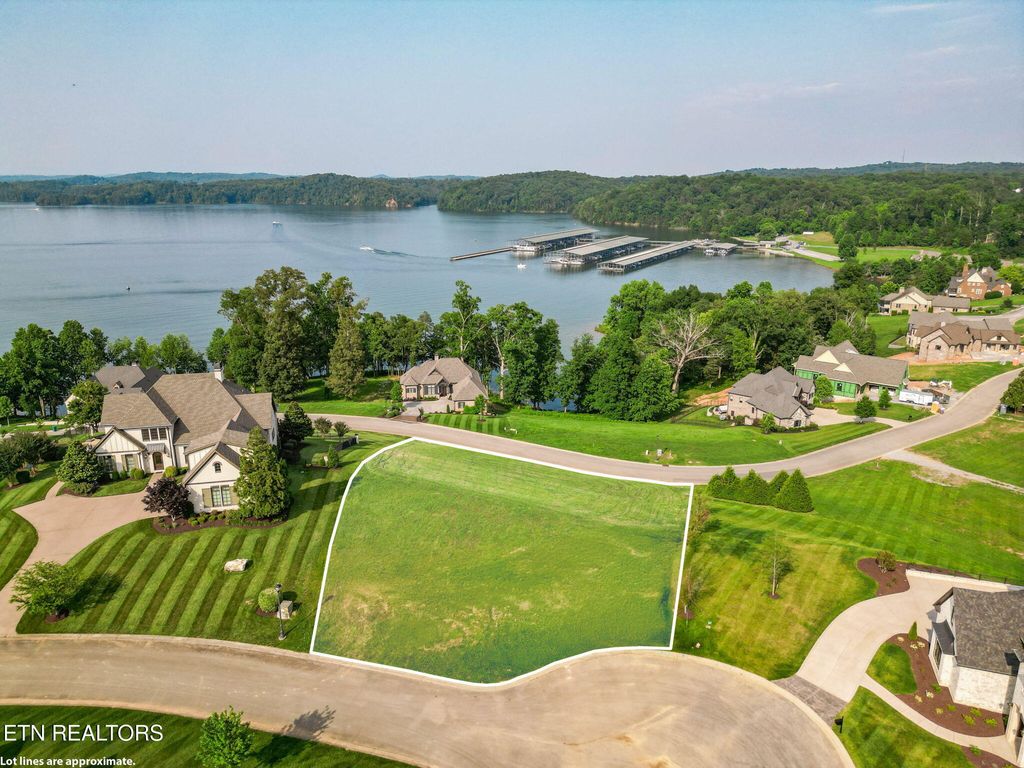 Photo of 919 Southern Way, Lenoir City, TN 37772 (MLS # 1245417)