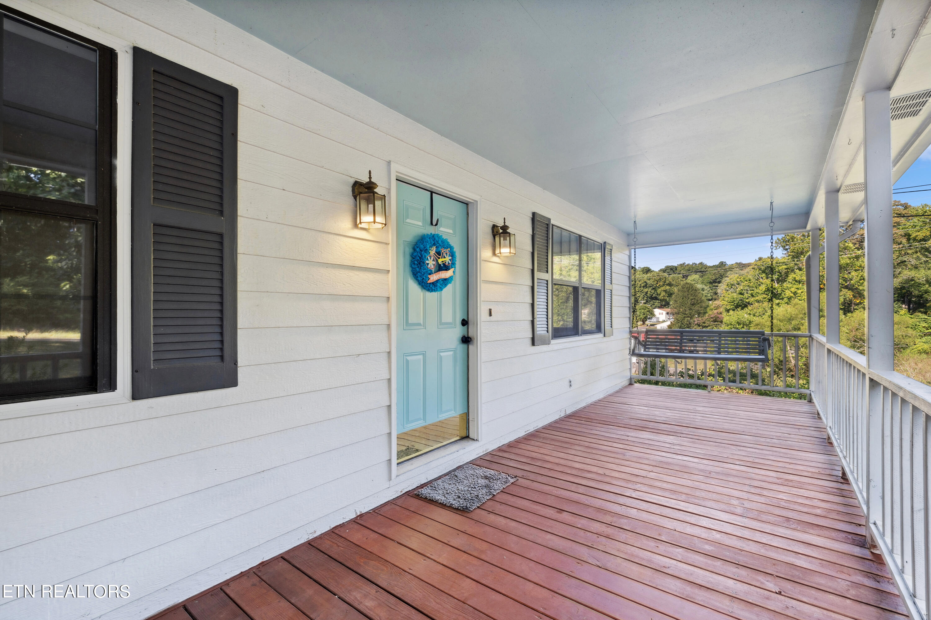 4711 Silverhill Drive