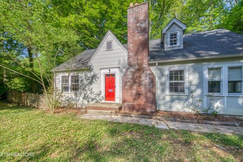 Photo of 305 Mayflower Drive, Knoxville, TN 37920 (MLS # 1338740)
