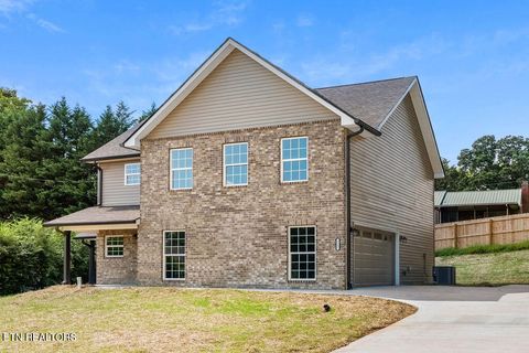 1217 Everett Ave Maryville TN 37804