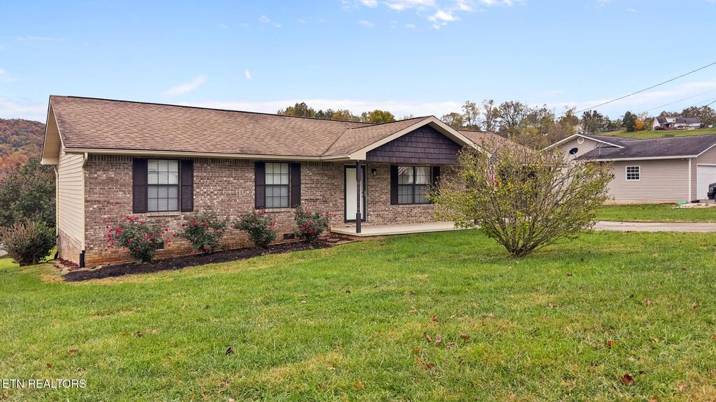 Photo of 141 Cross Creek Rd, Maynardville, TN 37807 (MLS # 1316124)