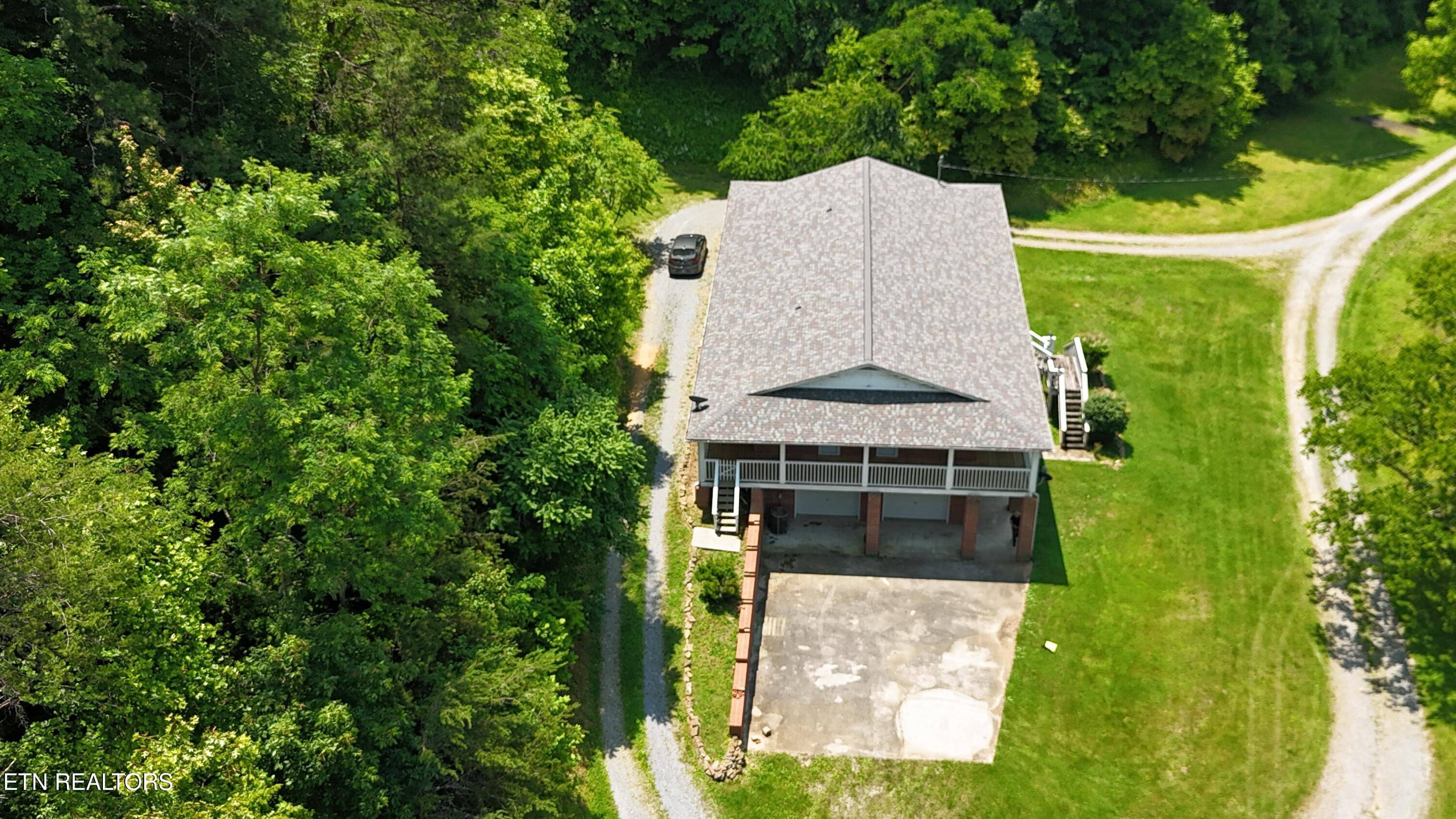 609 Lane Hollow Road Rd
