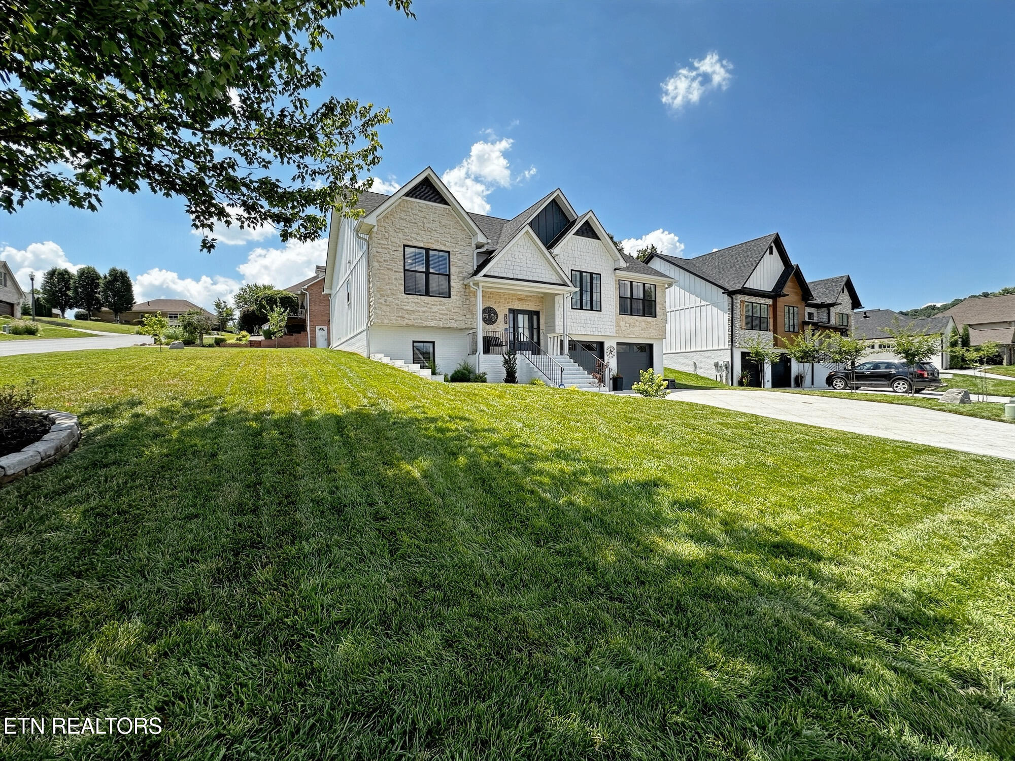 276 Lochmere Drive