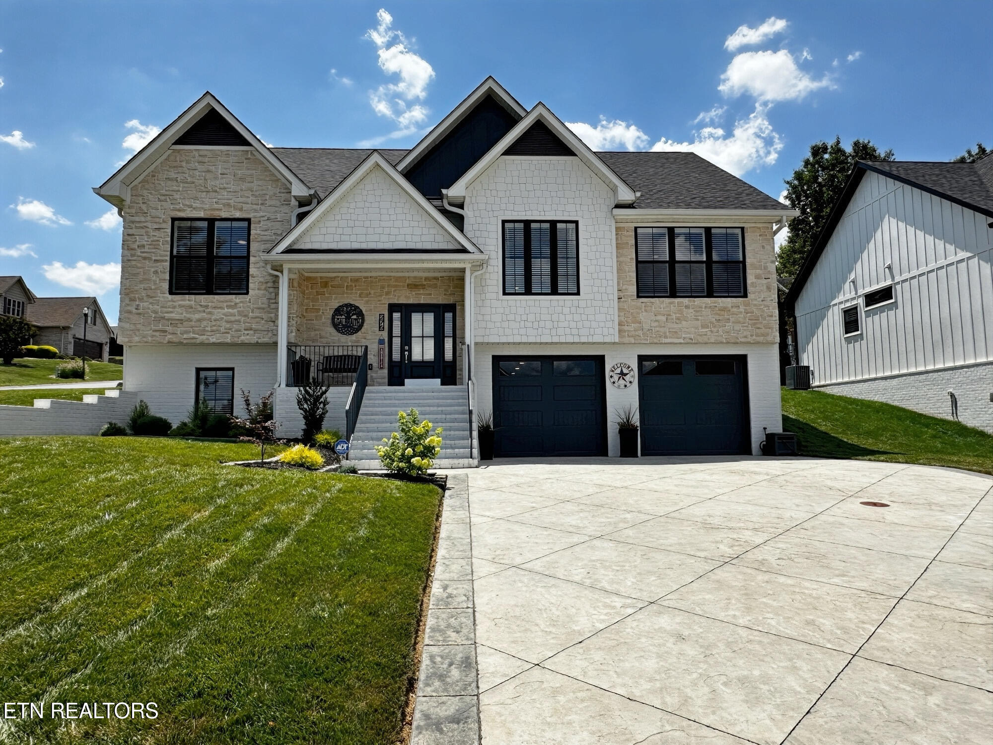 276 Lochmere Drive