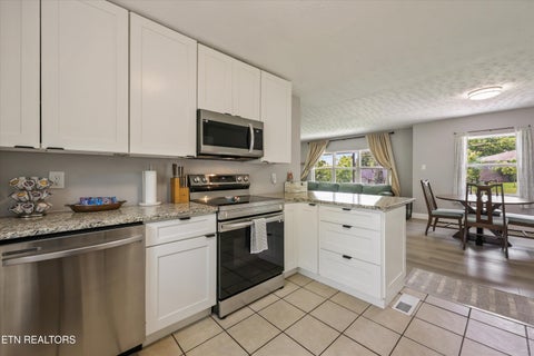 Tiny photo for 5604 Kentwood Rd, Knoxville, TN 37912 (MLS # 1344040)