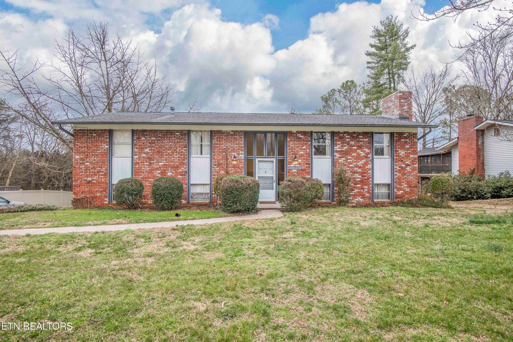 Photo of 9620 Tallahassee Lane, Knoxville, TN 37923 (MLS # 1330458)