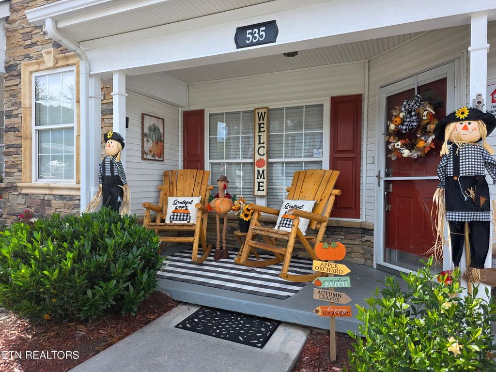 Photo of 535 Orchard Valley Way, Sevierville, TN 37862 (MLS # 1321007)