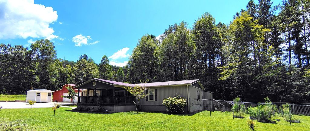Photo of 262 County Road 792, Etowah, TN 37331 (MLS # 1312276)