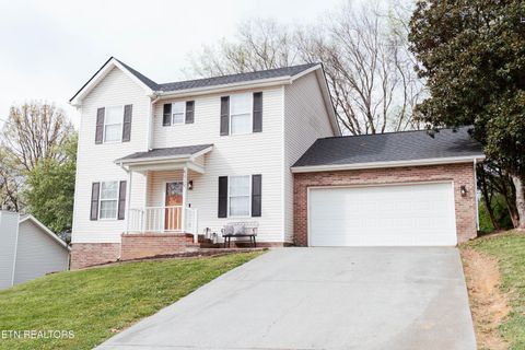 Photo of 5939 Wilkesboro Lane, Knoxville, TN 37912 (MLS # 1335058)