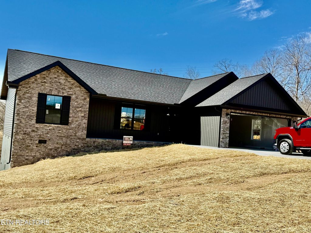 Photo of 200 MILO Circle, Tazewell, TN 37879 (MLS # 1287104)