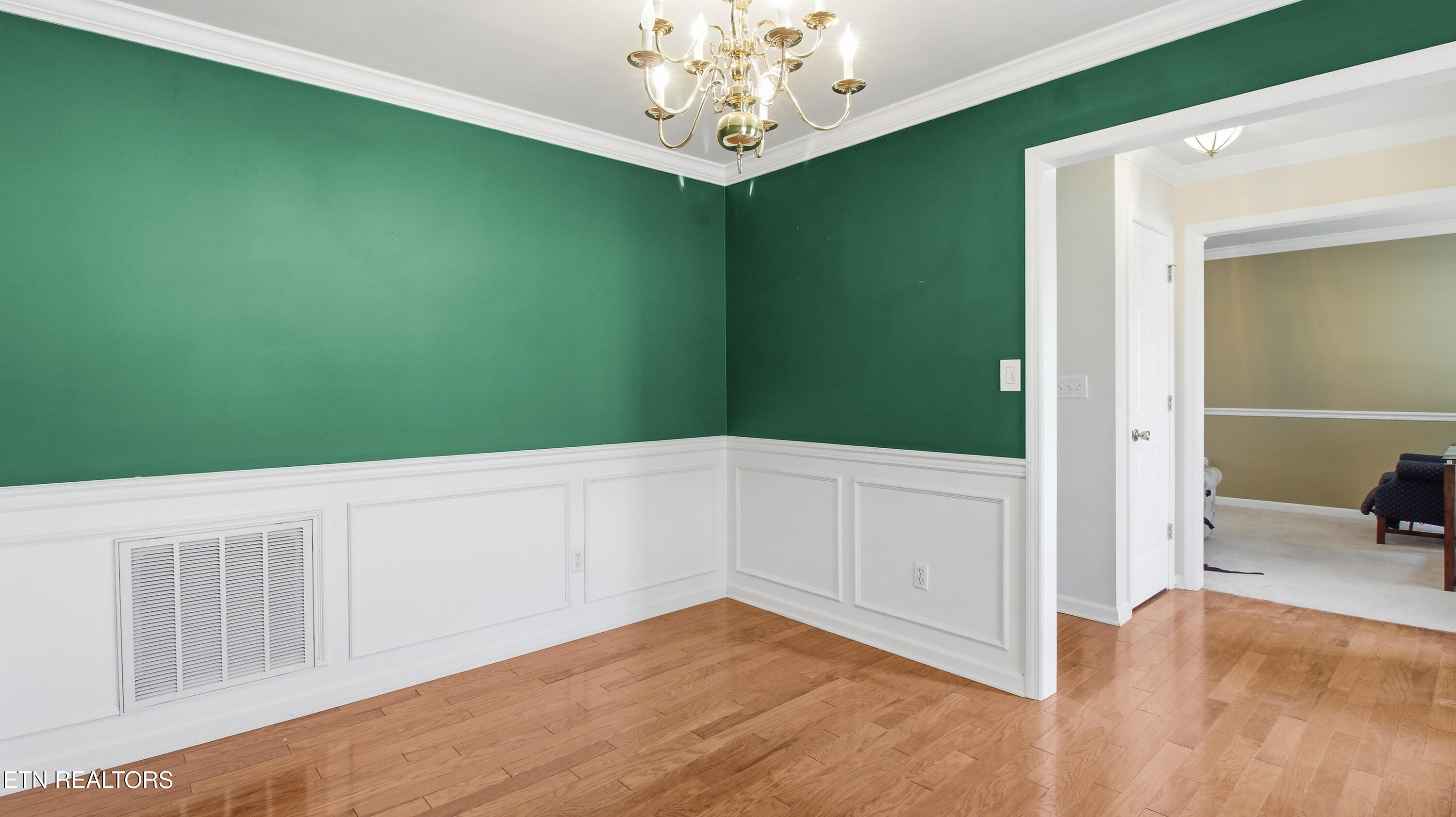 5668 Eagle Crest Lane