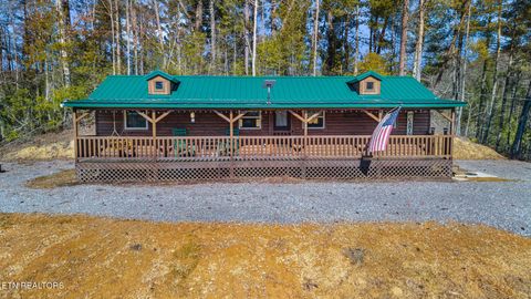 Photo of 1768 Rich Mountain Way, Sevierville, TN 37876 (MLS # 1327354)