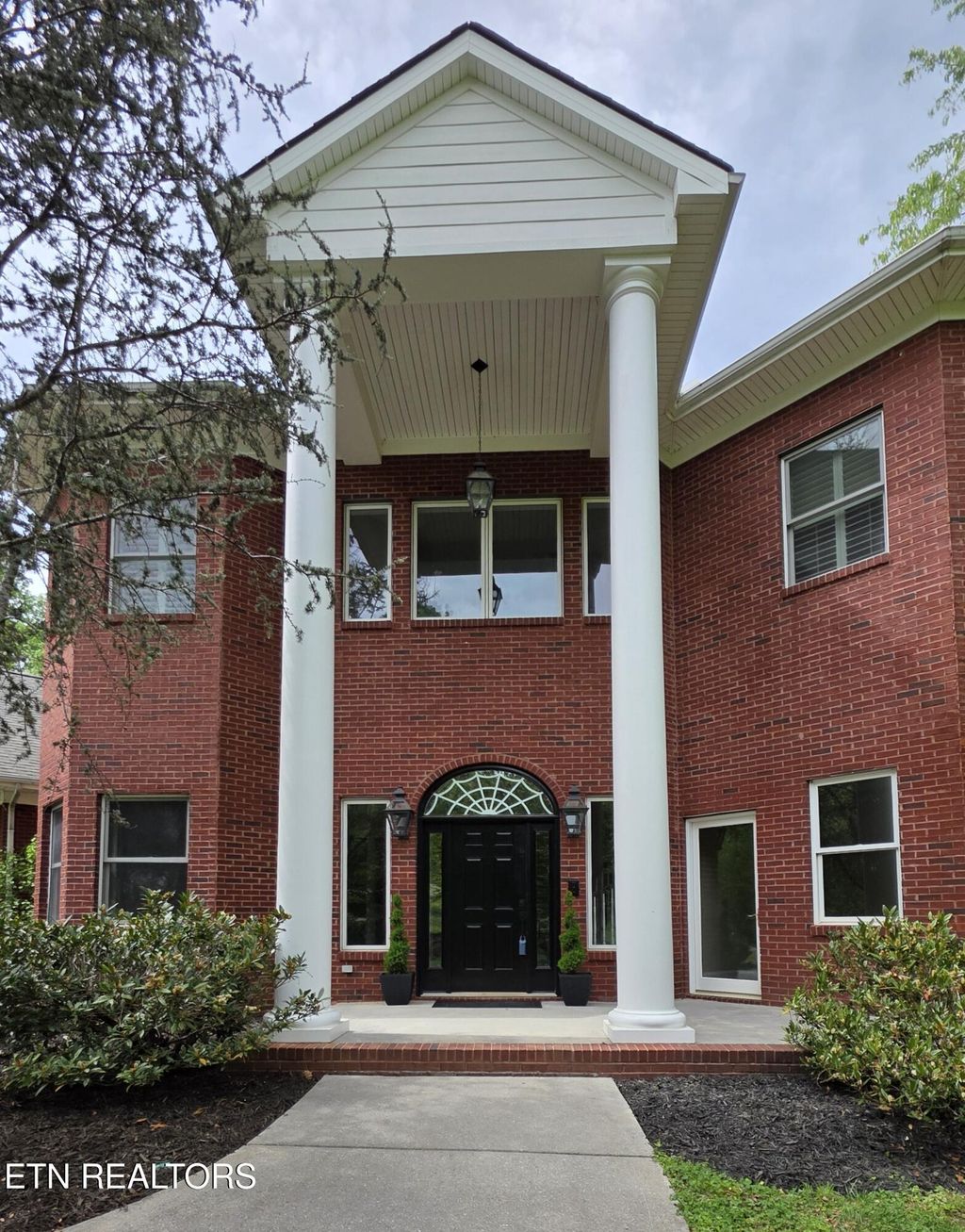 Photo of 3728 Windstream Drive, Friendsville, TN 37737 (MLS # 1337074)