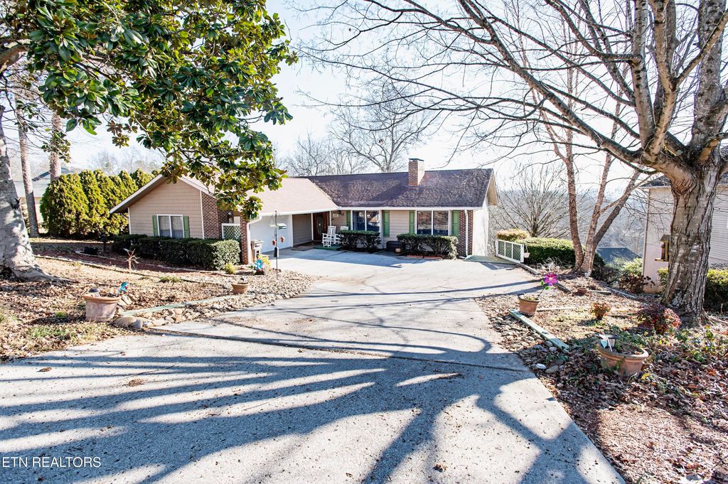 Photo of 145 Chahyga Way, Loudon, TN 37774 (MLS # 1325904)