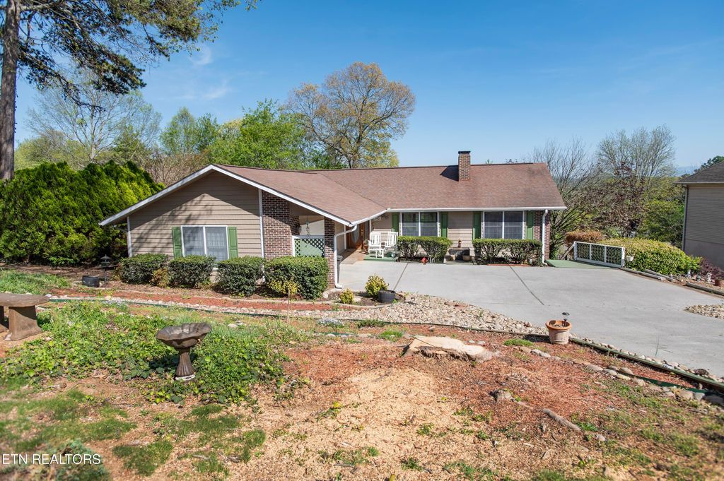Photo of 145 Chahyga Way, Loudon, TN 37774 (MLS # 1325904)