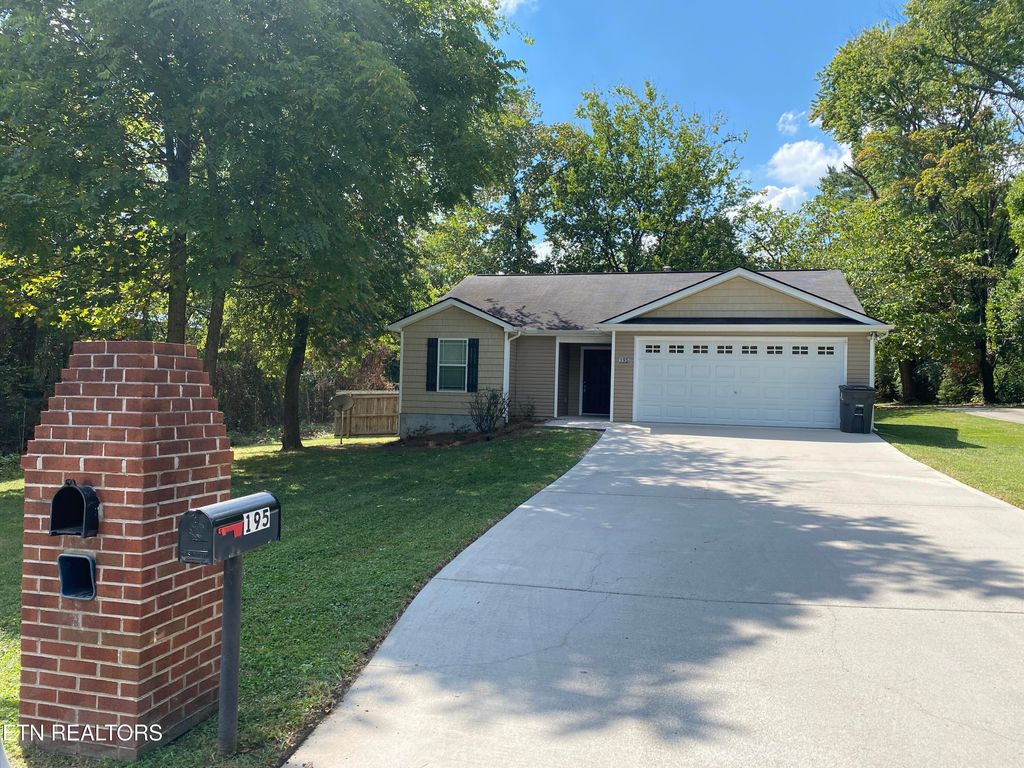 Photo of 195 Sutton Lane, Knoxville, TN 37909 (MLS # 1316059)