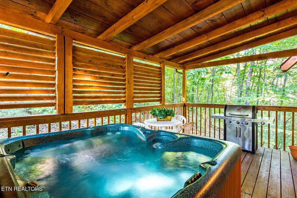 Photo of 745 Kings Hills Blvd, Pigeon Forge, TN 37863 (MLS # 1264537)