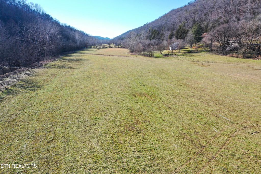 Photo of 1650 Indian Creek Rd, Thorn Hill, TN 37881 (MLS # 1328797)