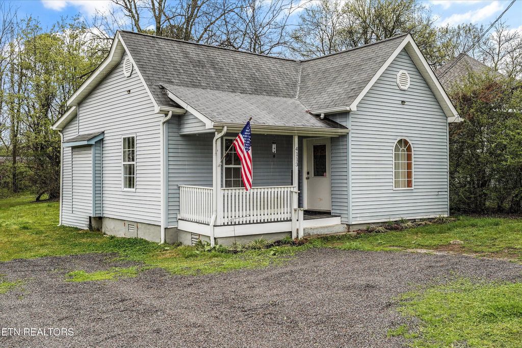 Photo of 4113 Coster Rd, Knoxville, TN 37912 (MLS # 1332973)