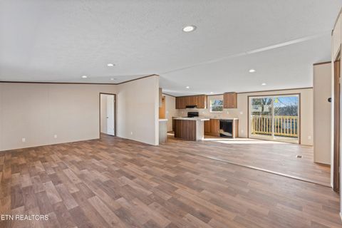 Tiny photo for 911 Summer St, Loudon, TN 37774 (MLS # 1327061)