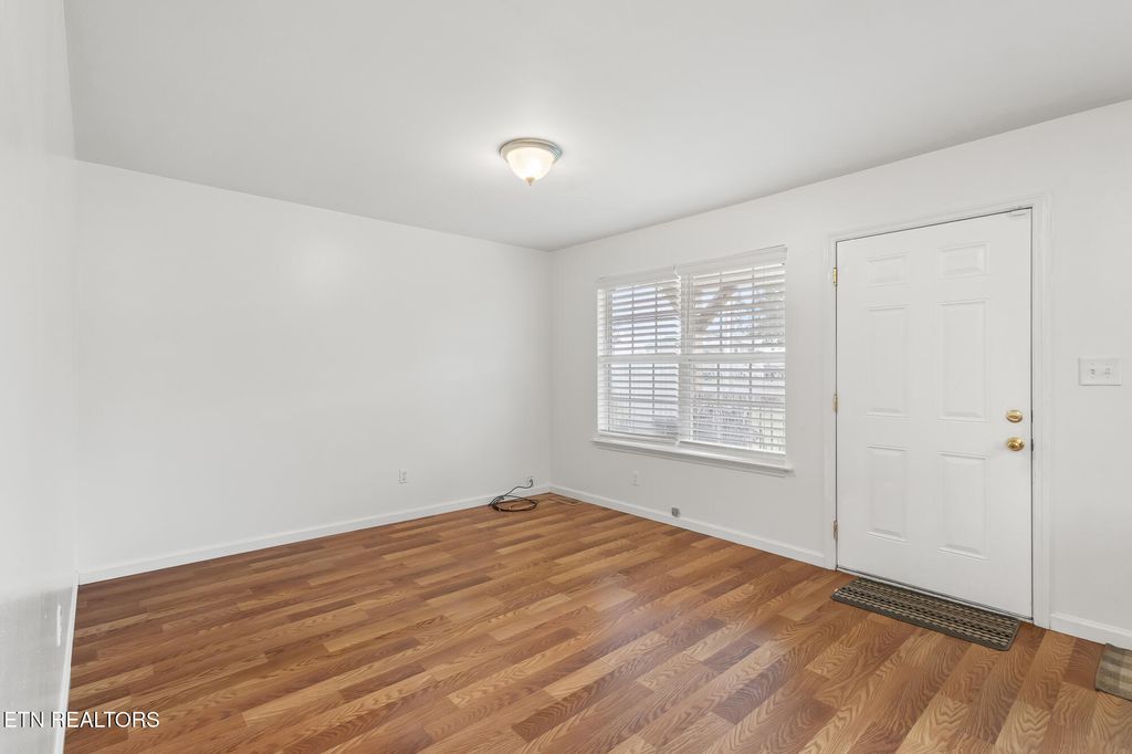 Photo of 19 McKinney St, Englewood, TN 37329 (MLS # 1309207)