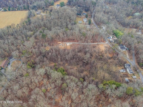 Tiny photo for 479 Black Oak Rd, Clinton, TN 37716 (MLS # 1328463)