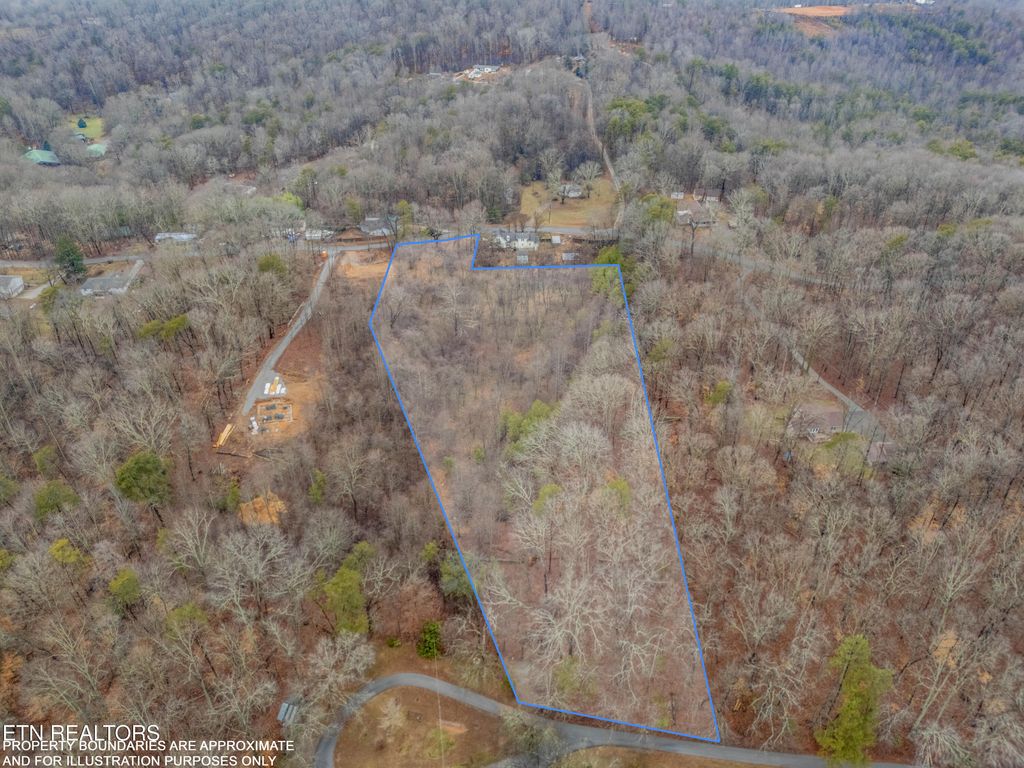 Photo of 479 Black Oak Rd, Clinton, TN 37716 (MLS # 1328463)