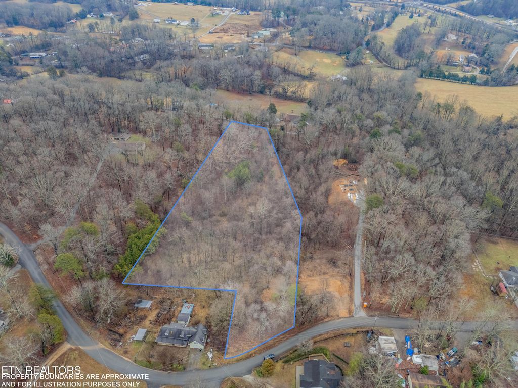 Photo of 479 Black Oak Rd, Clinton, TN 37716 (MLS # 1328463)