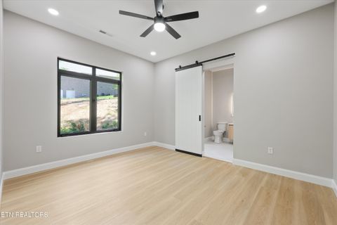 Tiny photo for 1135 Oak Chase Blvd, Lenoir City, TN 37772 (MLS # 1337425)