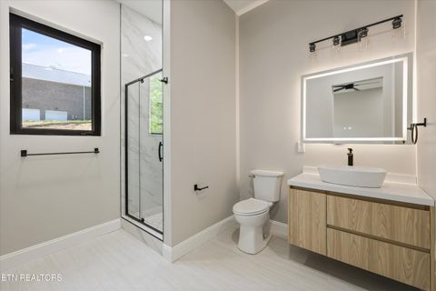 Tiny photo for 1135 Oak Chase Blvd, Lenoir City, TN 37772 (MLS # 1337425)