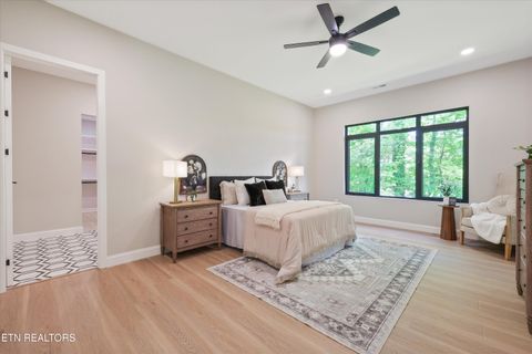 Tiny photo for 1135 Oak Chase Blvd, Lenoir City, TN 37772 (MLS # 1337425)