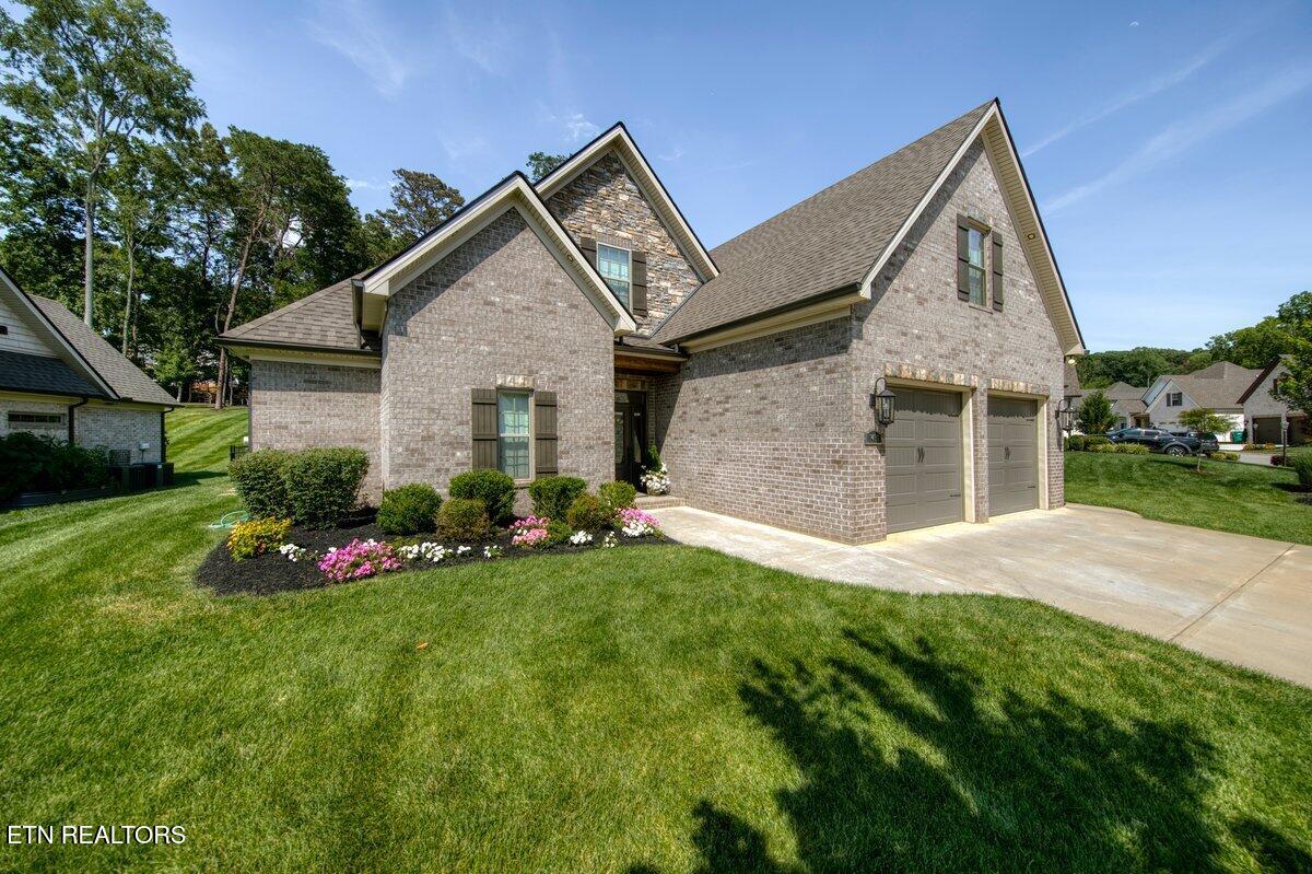 1436 Bronze Lane