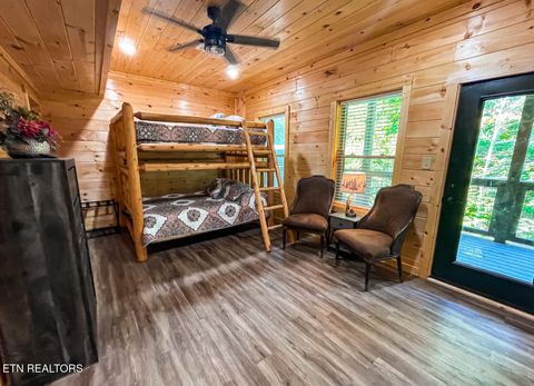 Tiny photo for 866 Cabin Creek Way, Sevierville, TN 37862 (MLS # 1317278)
