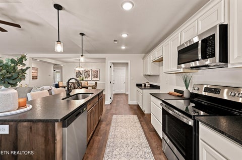 Tiny photo for 626 Snowflower Circle #34, Pigeon Forge, TN 37863 (MLS # 1355515)